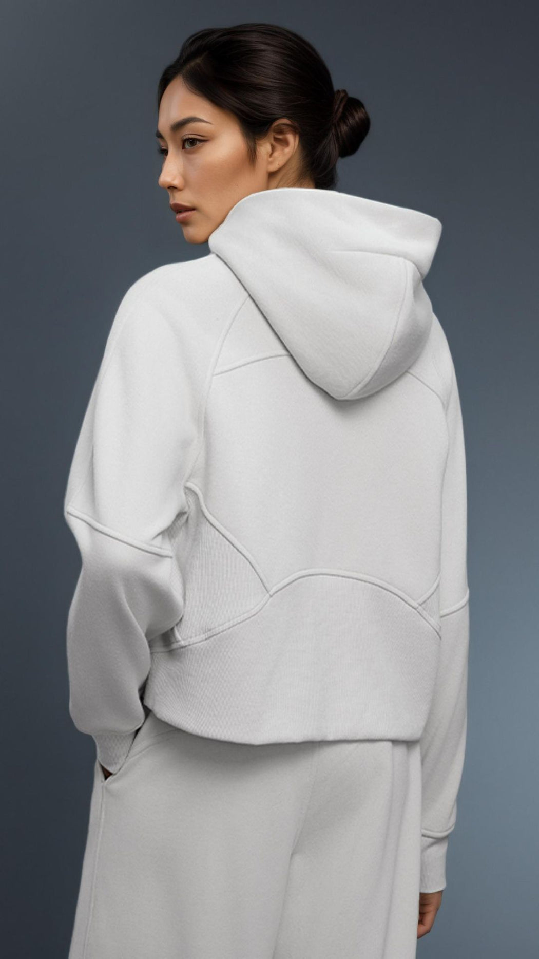 Nuvora Hoodie
