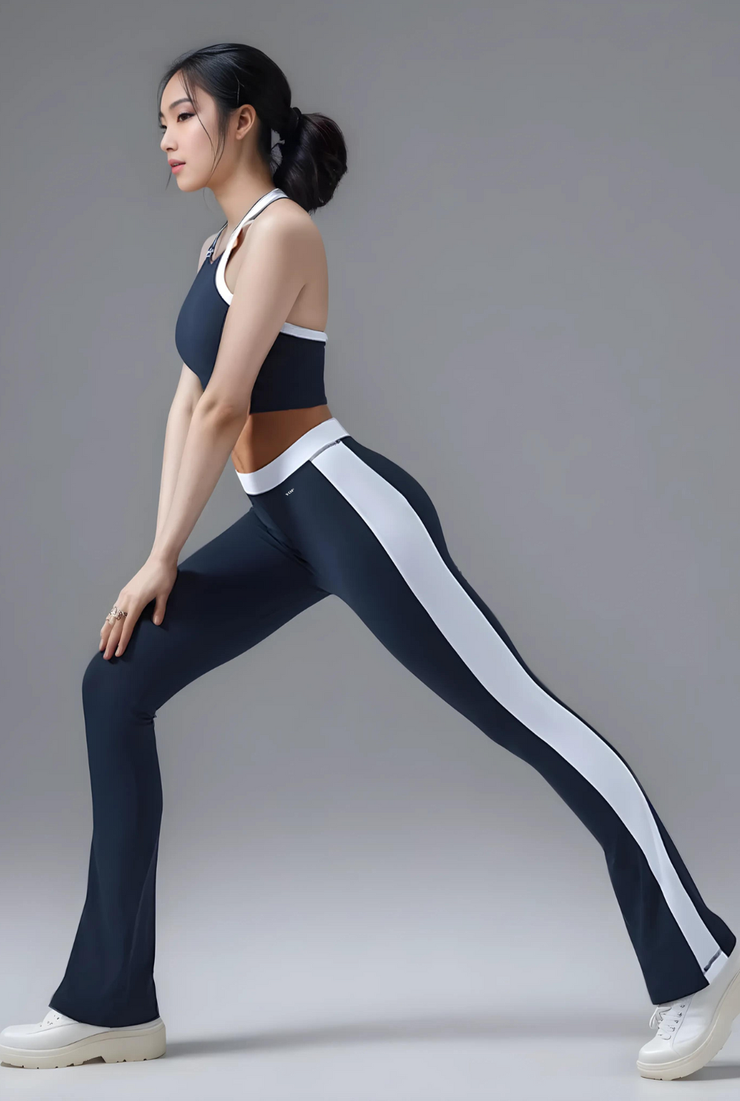 HaloFlex Halter Crop