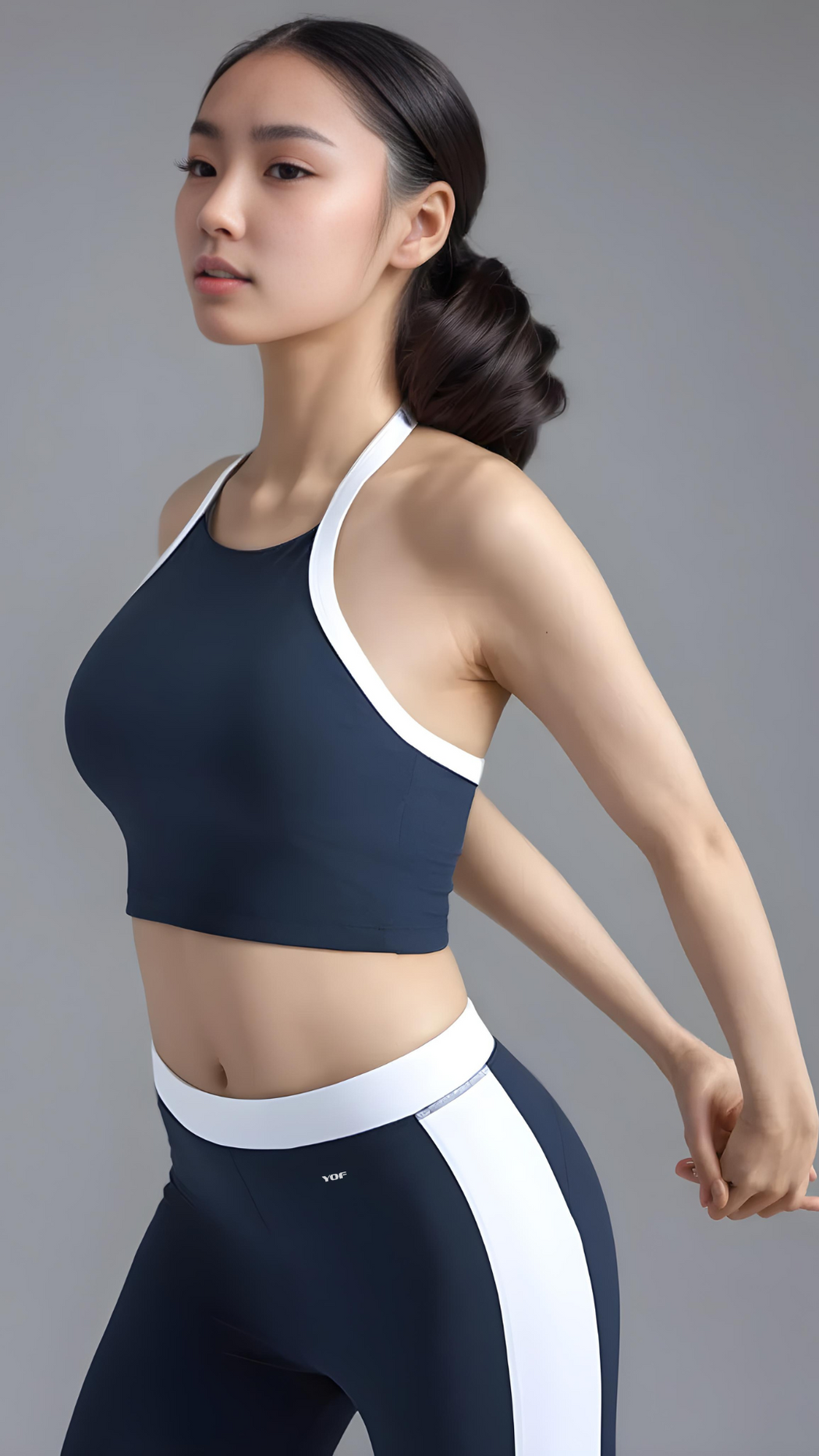 HaloFlex Halter Crop