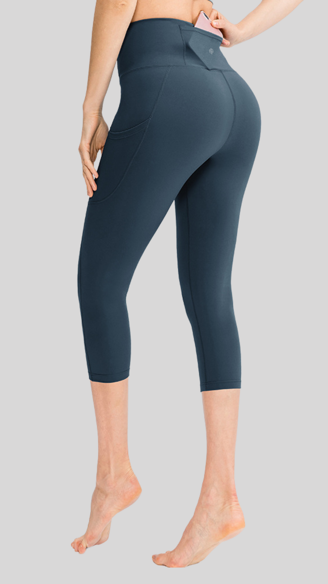 The Momentum Capri Leggings 20"