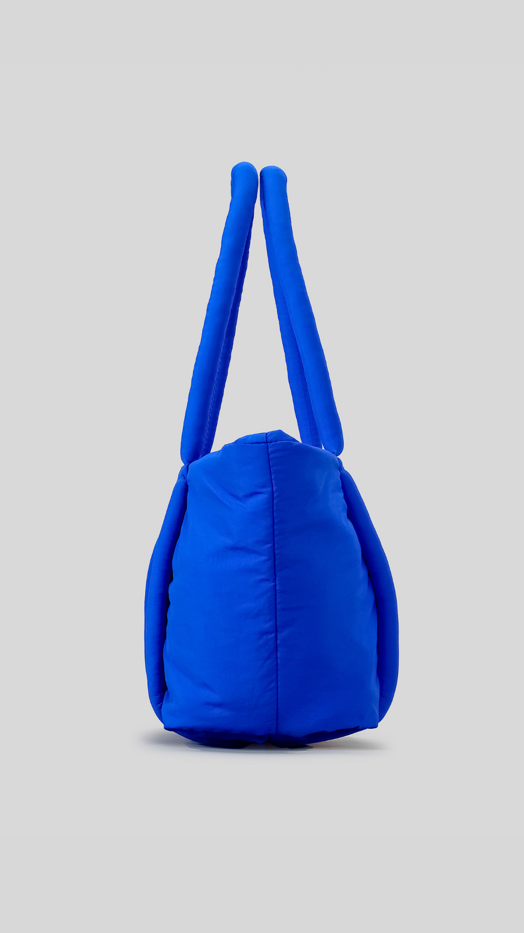 Elegant Puffer Gym Bag with Front Pocket