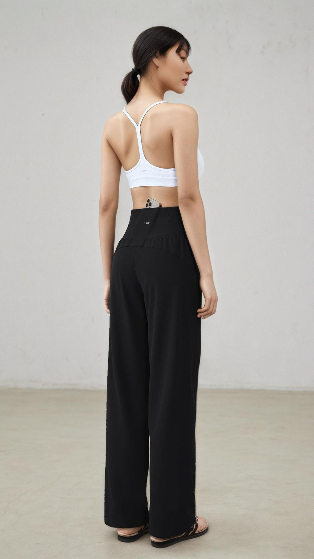 FlōMotion Wide-Leg Pant