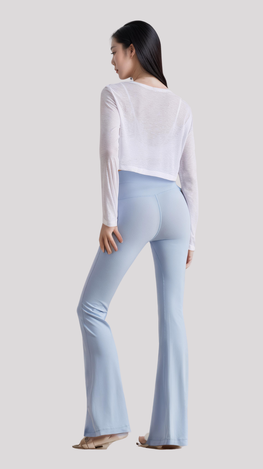 AirFlow Performance Long-Sleeve Crop Top