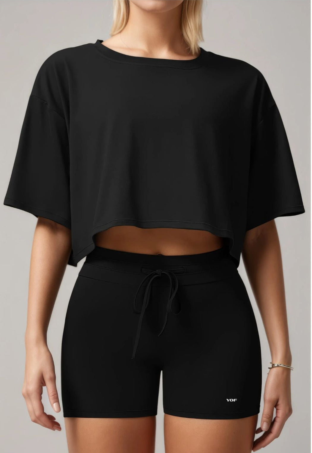 Athletiq Women’s Crop Top