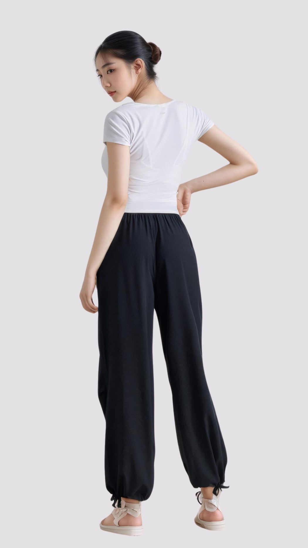 Classic U-Neck Fitted Tee