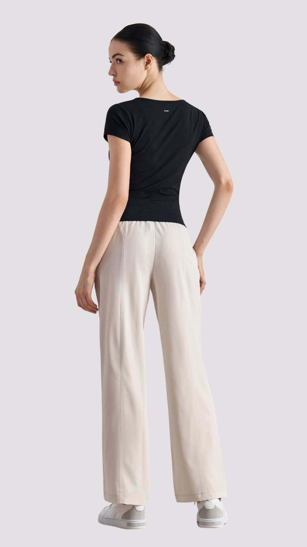 Classic U-Neck Fitted Tee