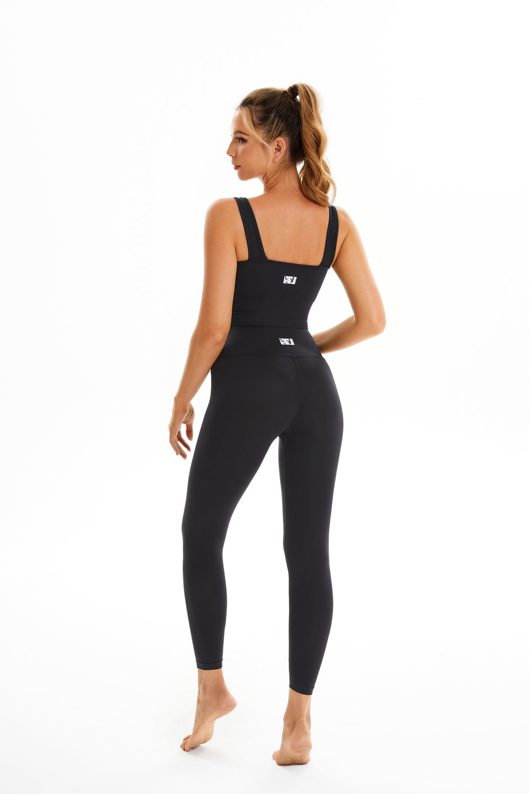 Live-The-Process Black Seamless Yoga Bra Top