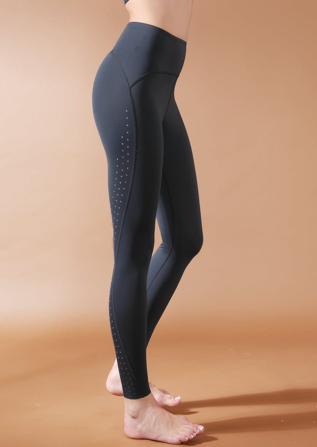 WONDERS High Waist 3D Contour Laser Holes Leggings