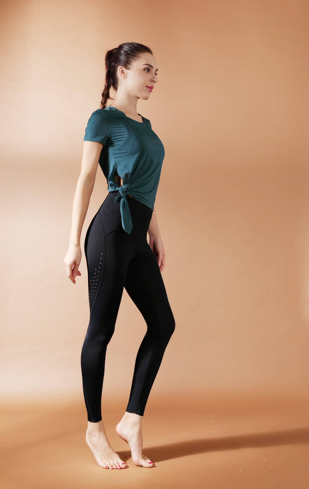 WONDERS High Waist 3D Contour Laser Holes Leggings