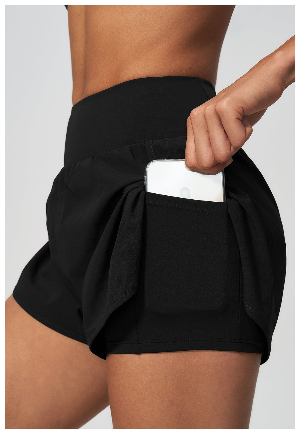 Liora Quick-Dry Shorts