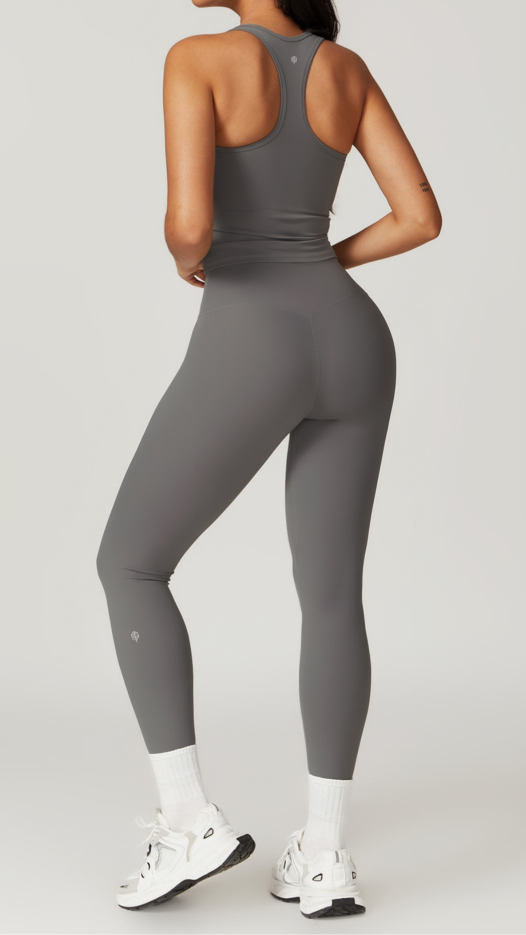 Lune Sculpt Tank