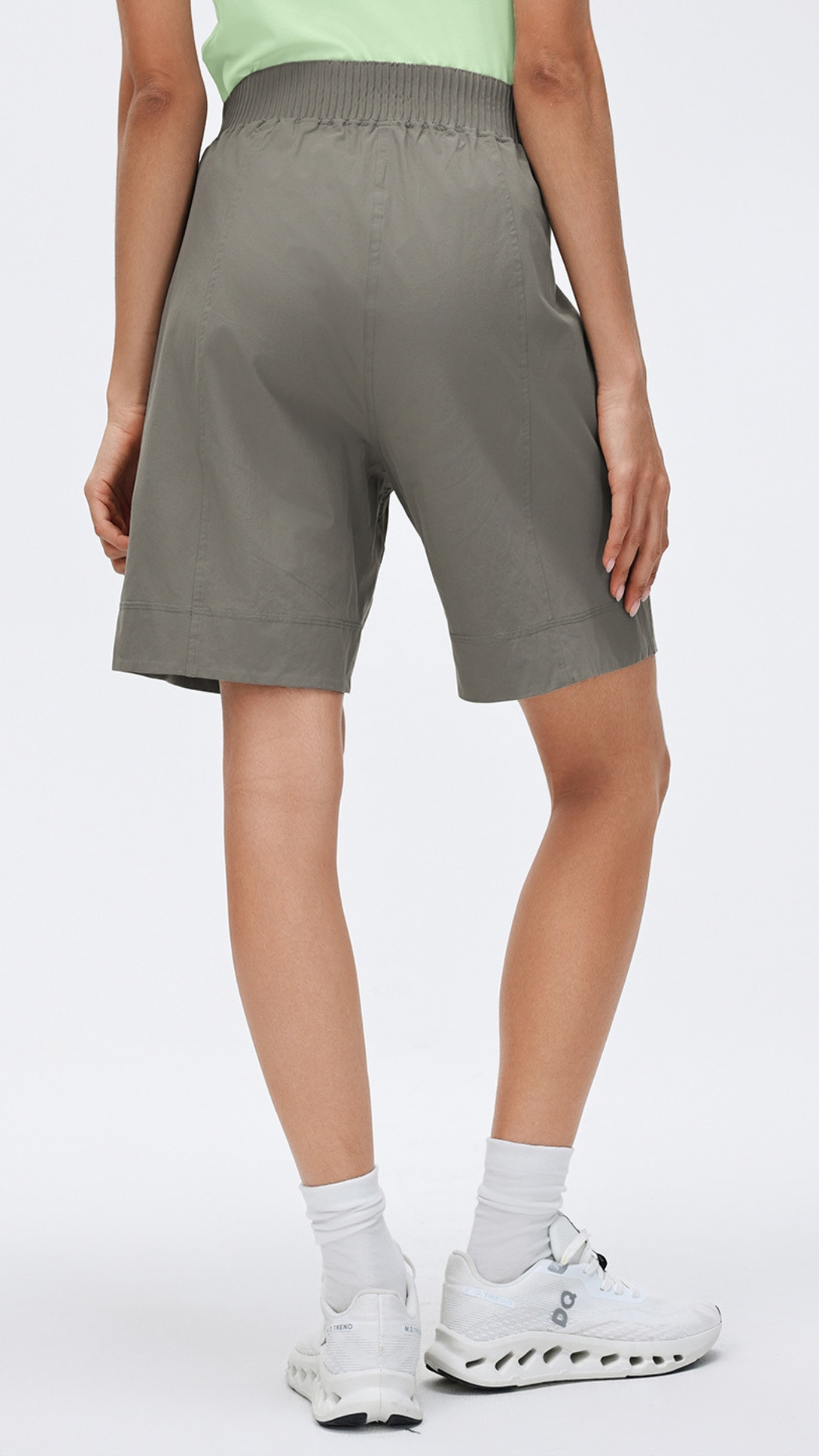 AEROFLEX Relaxed High-Waist Utility Shorts