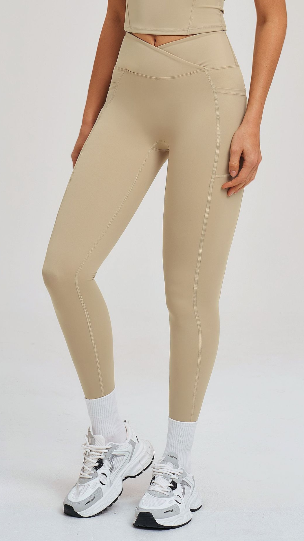 SculptCross Pocket Legging