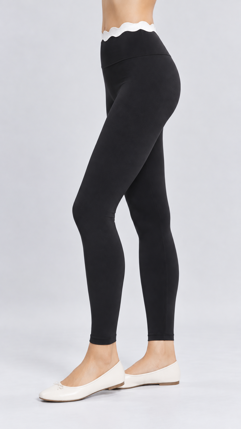 Ondine Scallop Legging