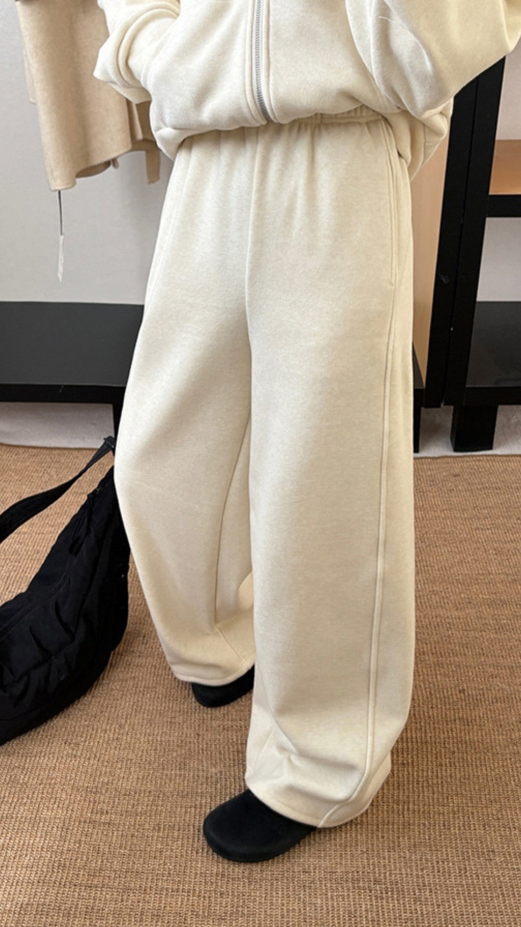 Velouria Fleece Pants