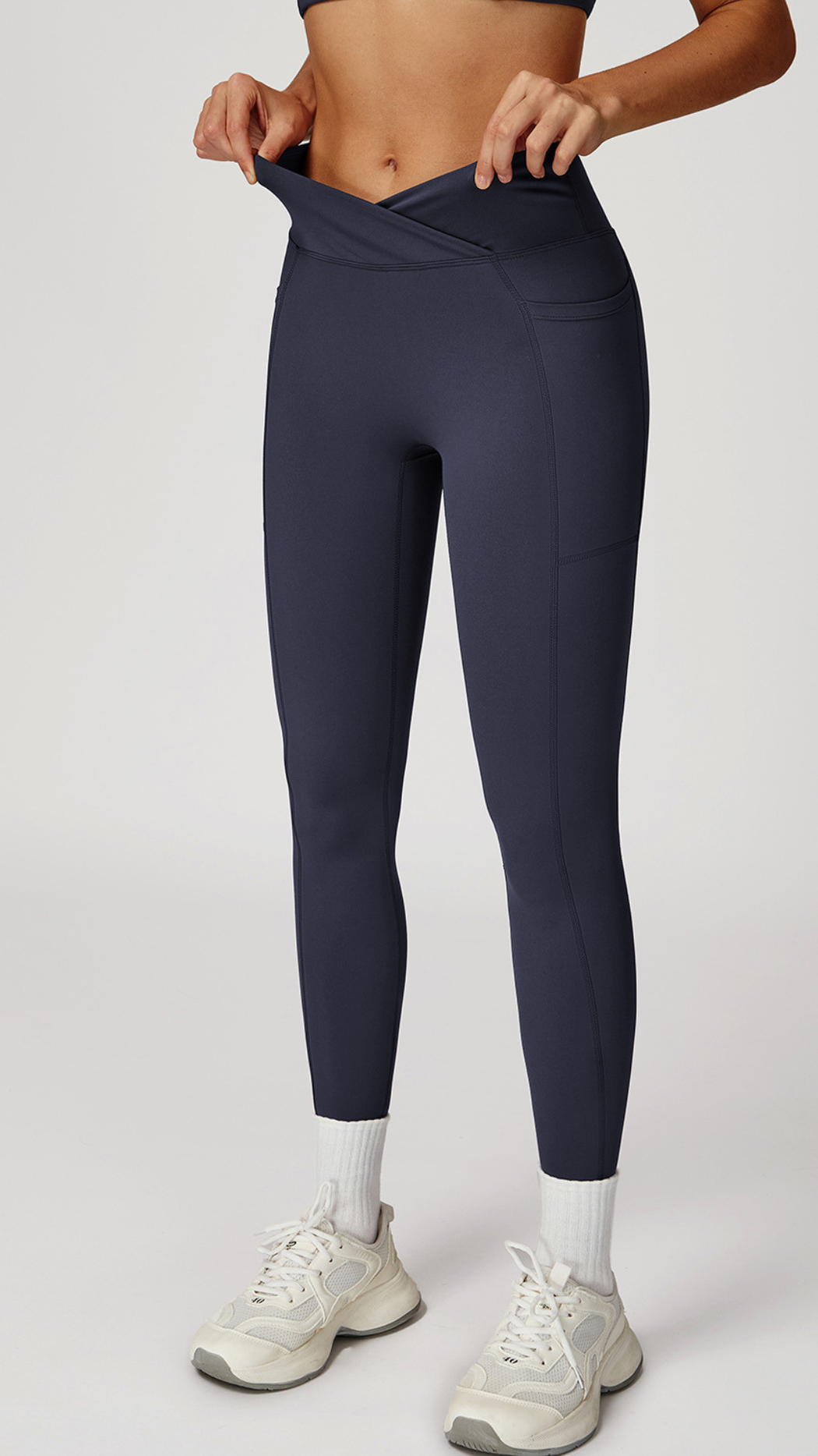 SculptCross Pocket Legging