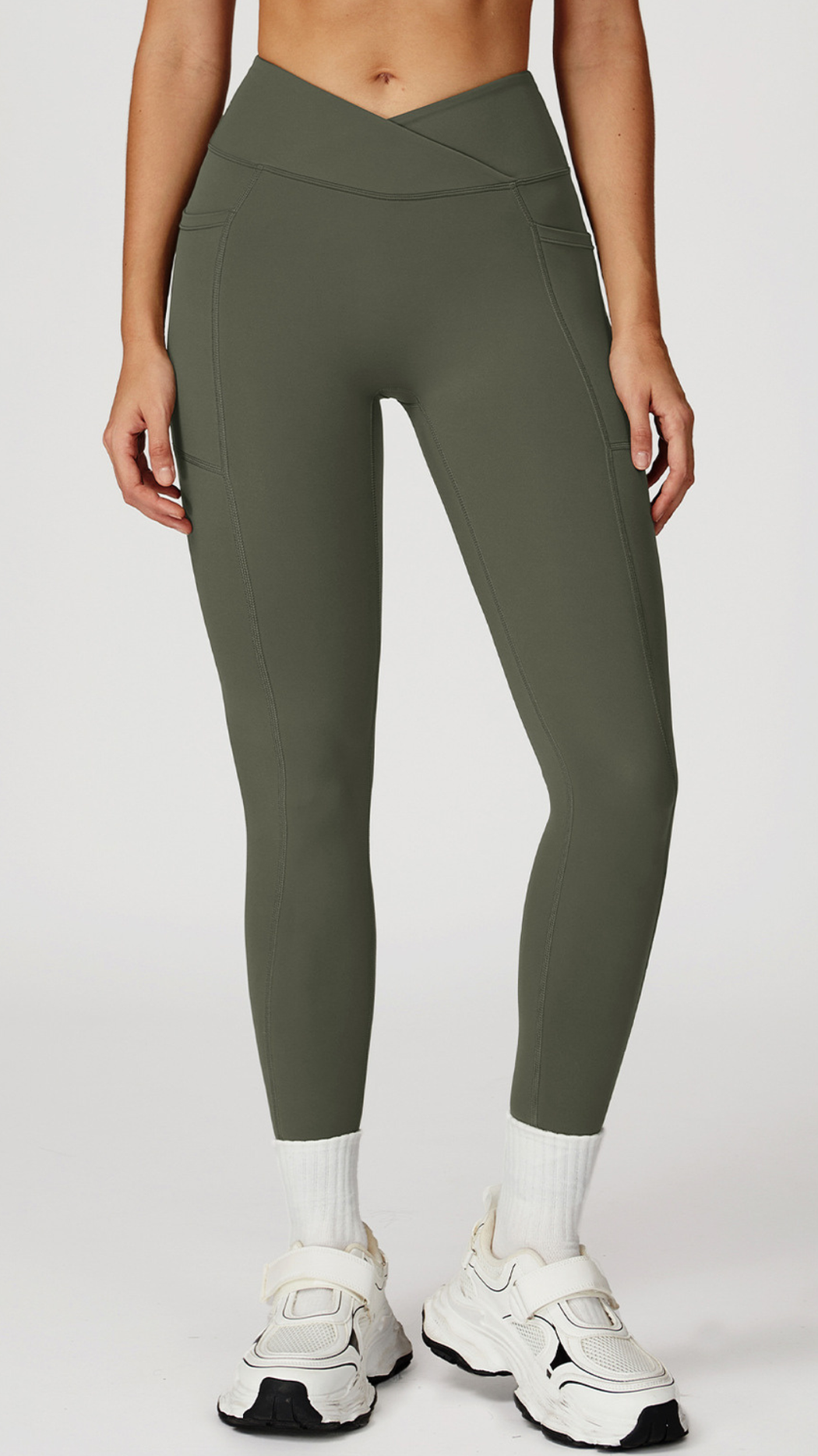 SculptCross Pocket Legging