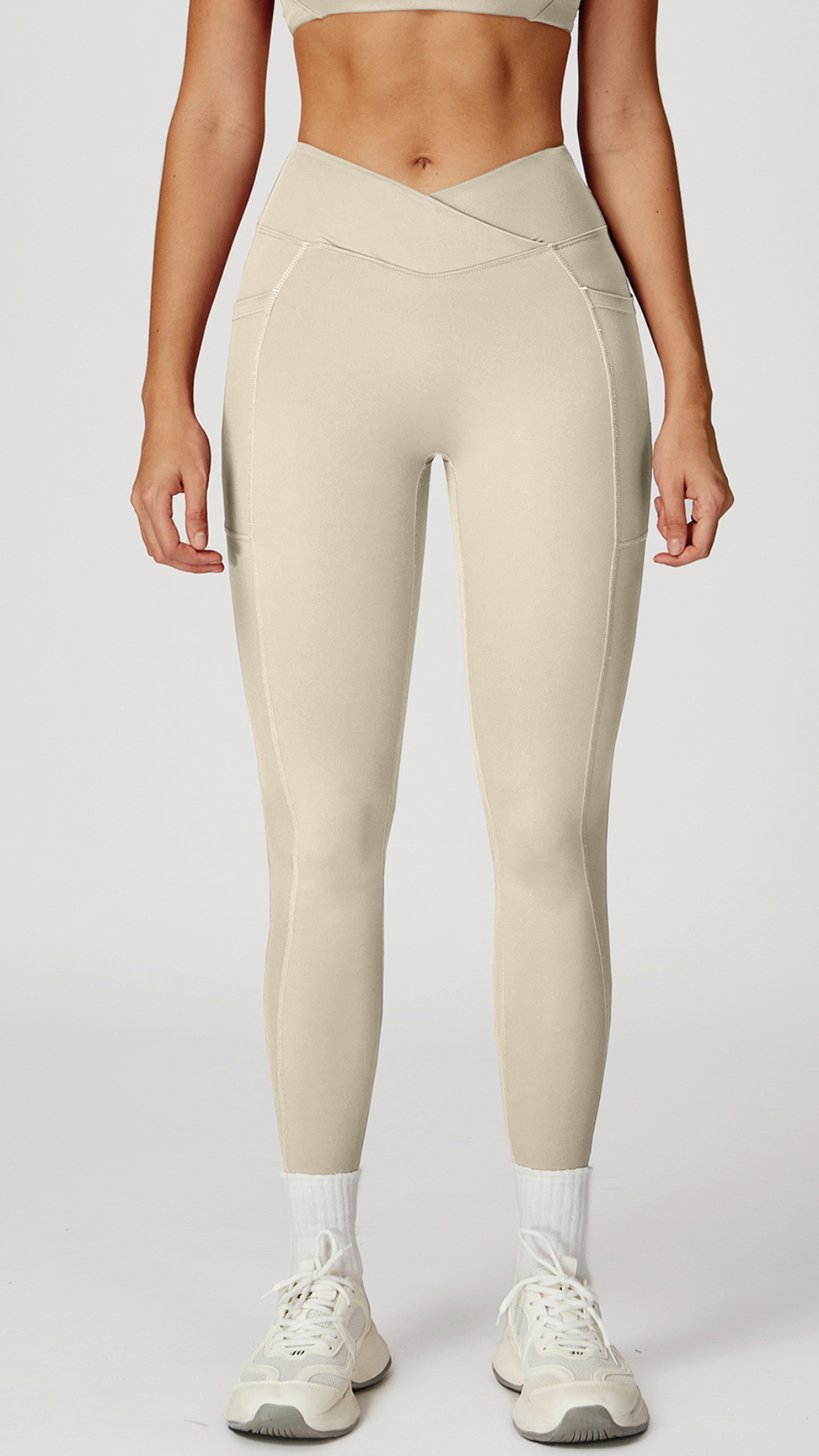 SculptCross Pocket Legging