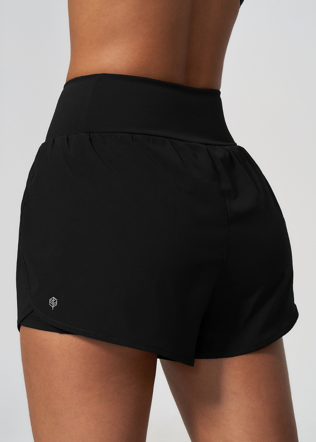 Liora Quick-Dry Shorts