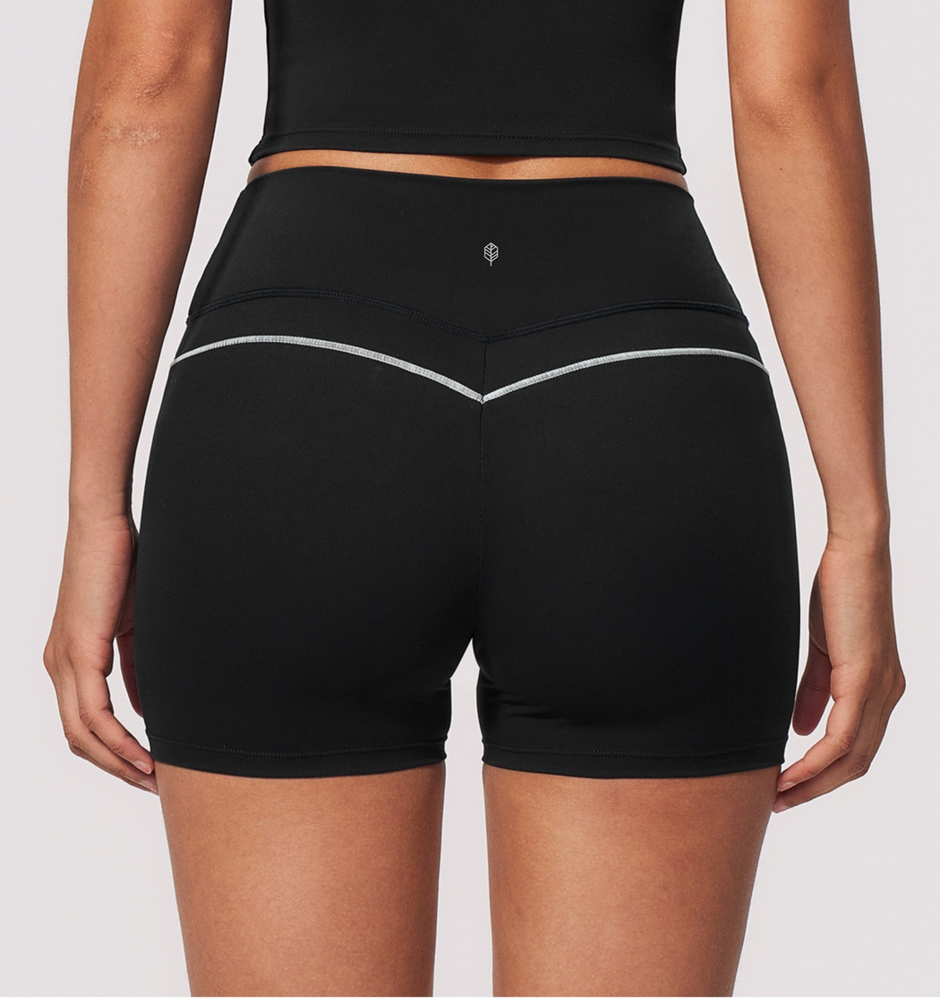 Elvera Shorts