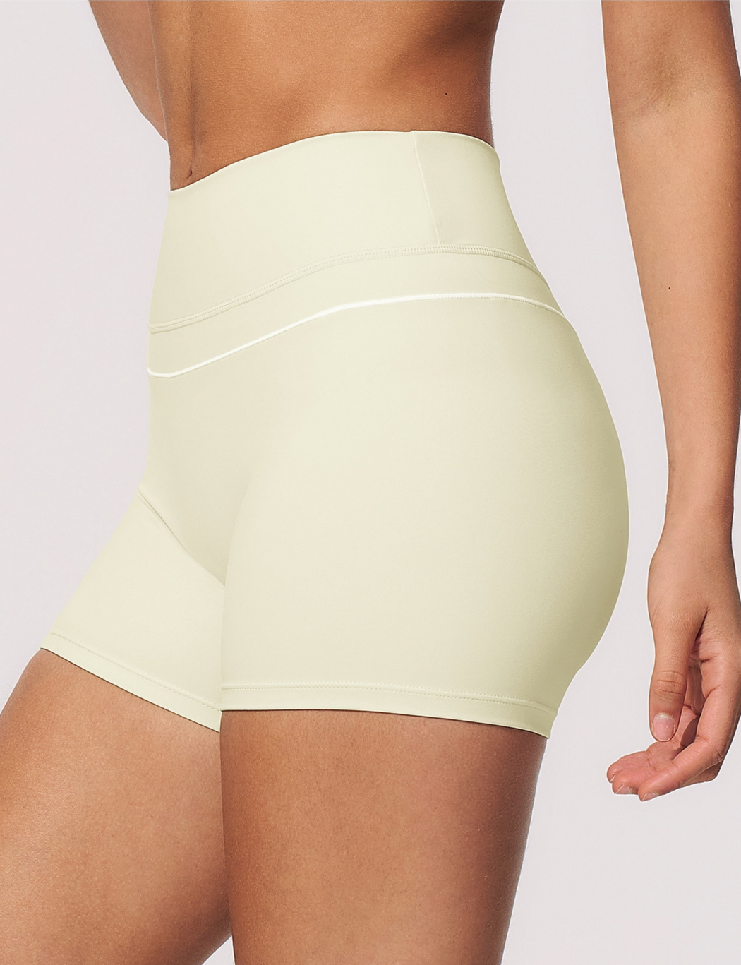 Elvera Shorts