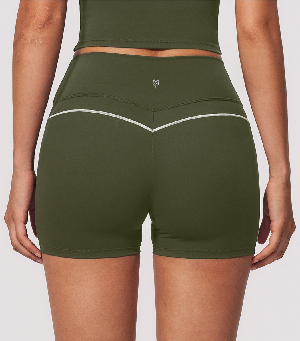 Elvera Shorts