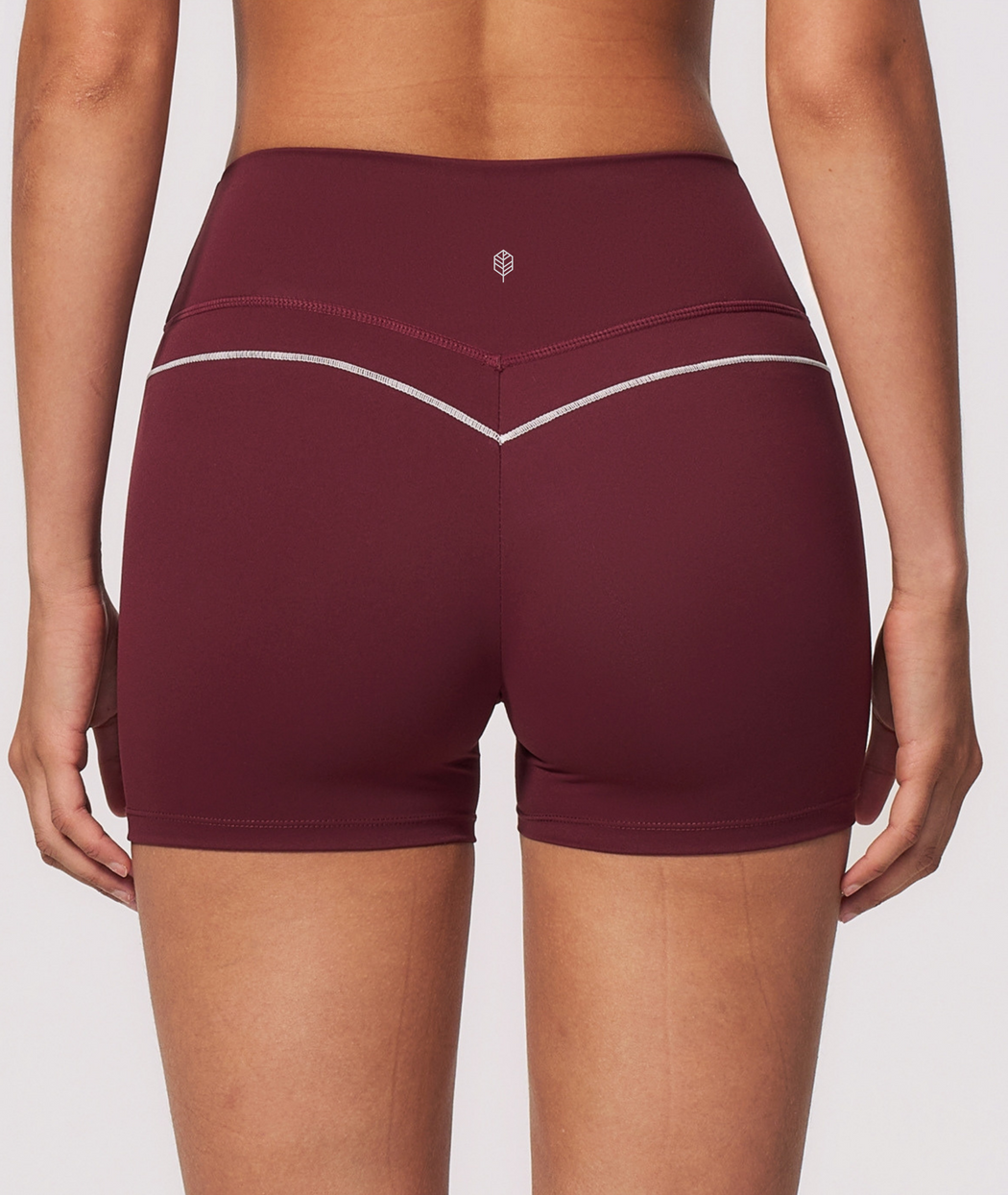 Elvera Shorts