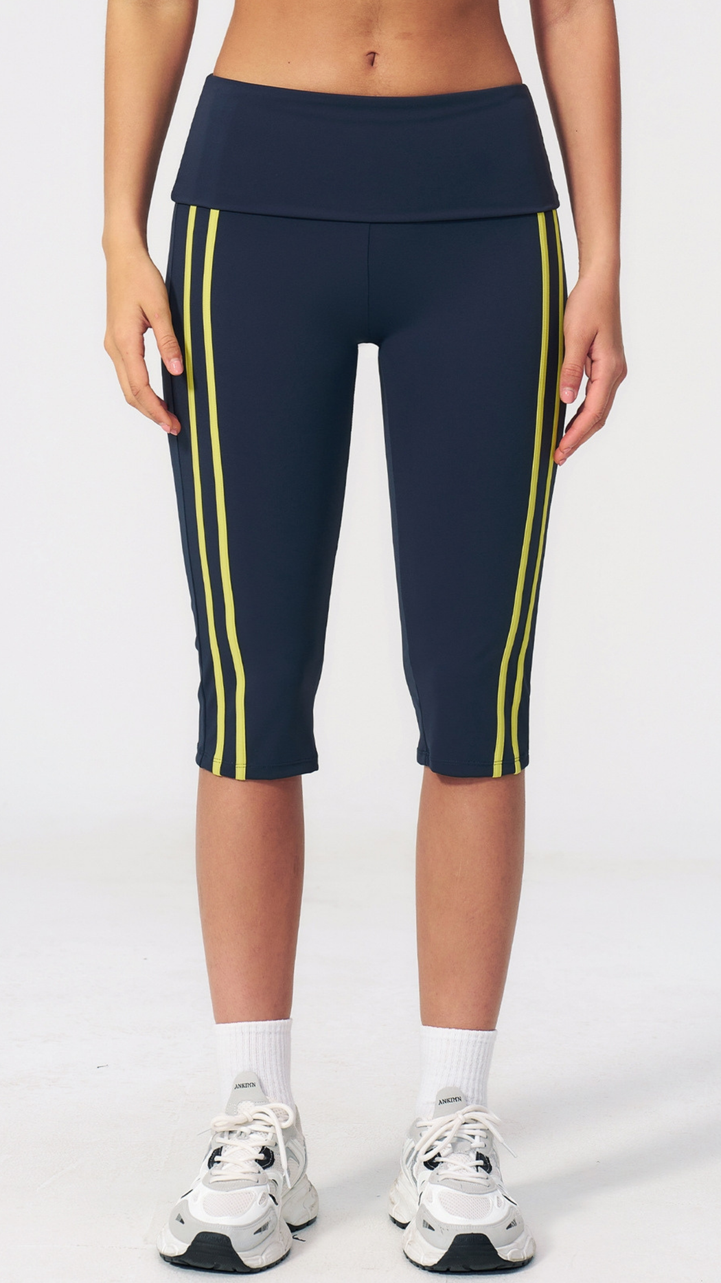 Aeris Stripe Capri Legging