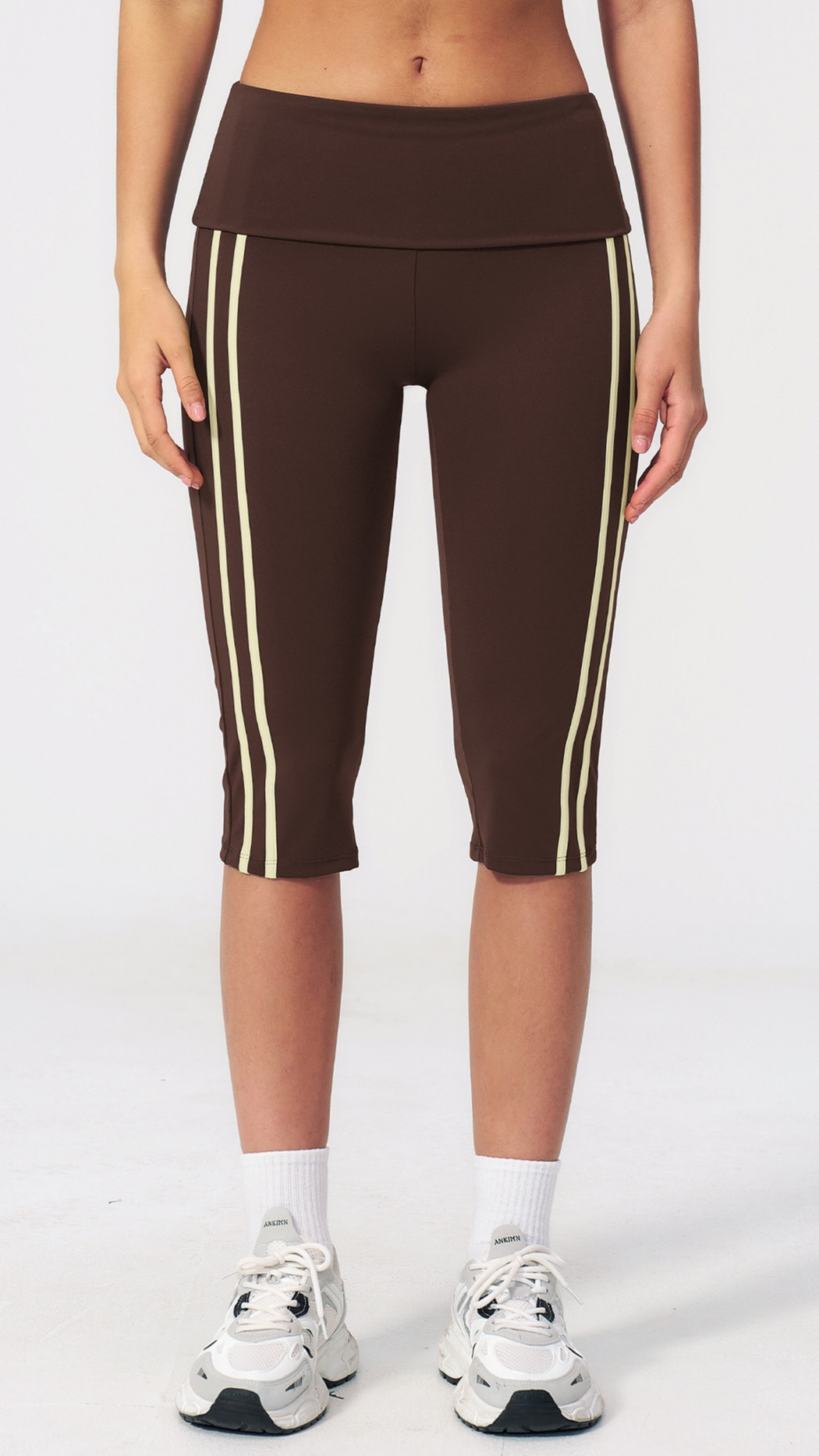 Aeris Stripe Capri Legging