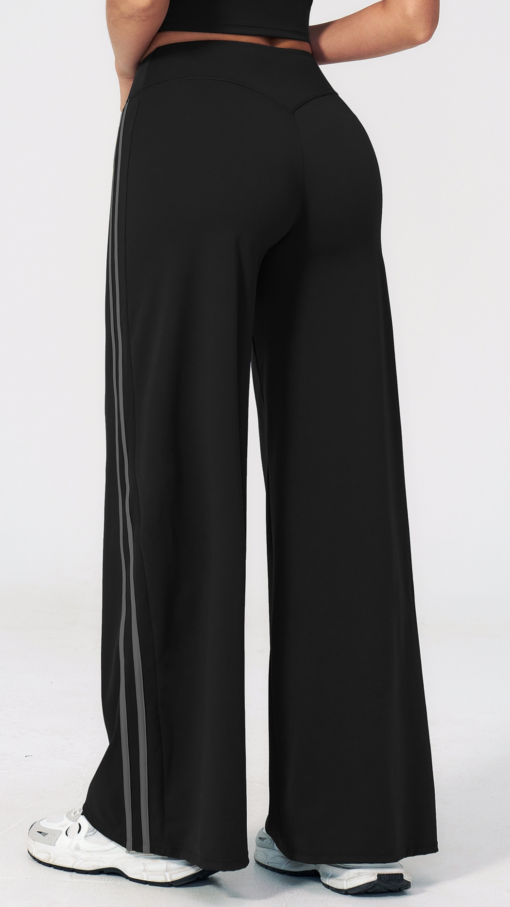 Aeris Flow Wide-Leg Pants